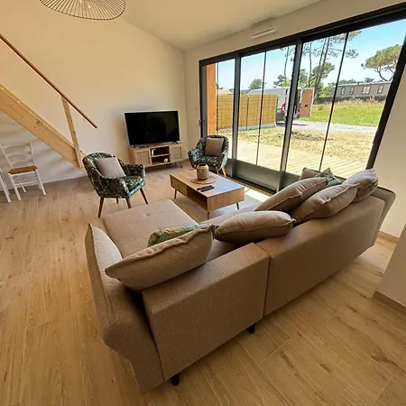 Maison Du Bois, Pinede Et Ocean * סן ז'אן דה מון