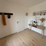 Maison Du Bois, Pinede Et Ocean Vila *