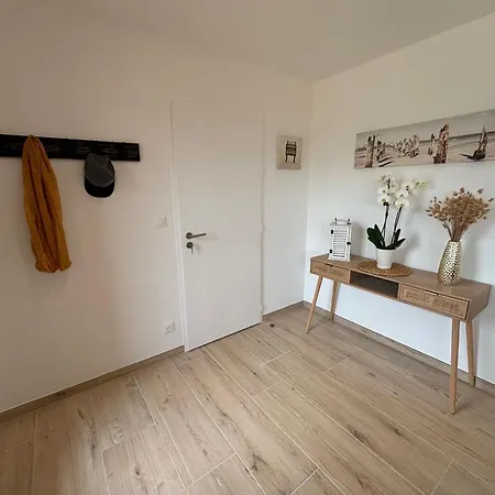 Maison Du Bois, Pinede Et Ocean Vila *